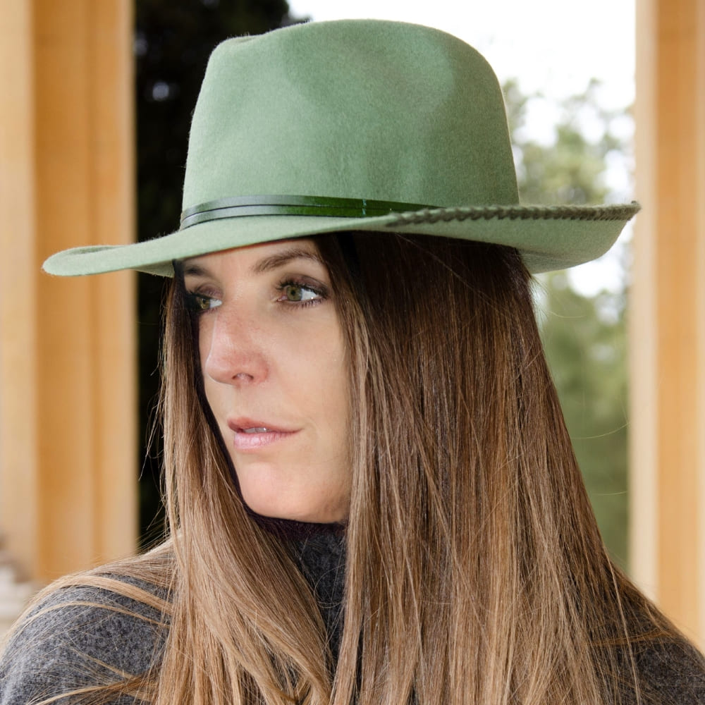 Chapeau feutre lien cuir & tricot