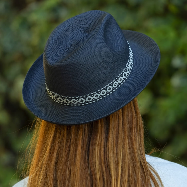 Paper hat small ribbon