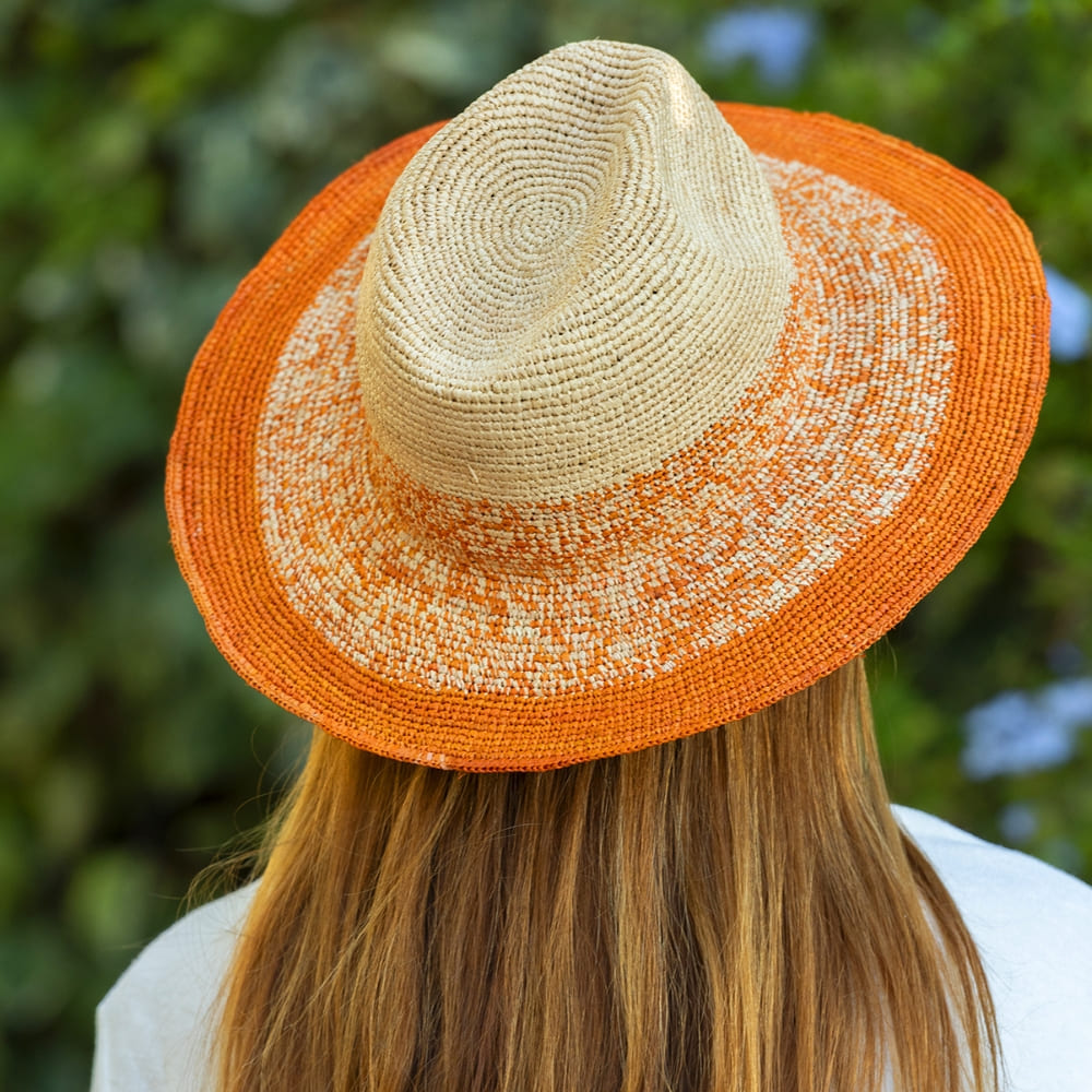 Floppy hat raffia