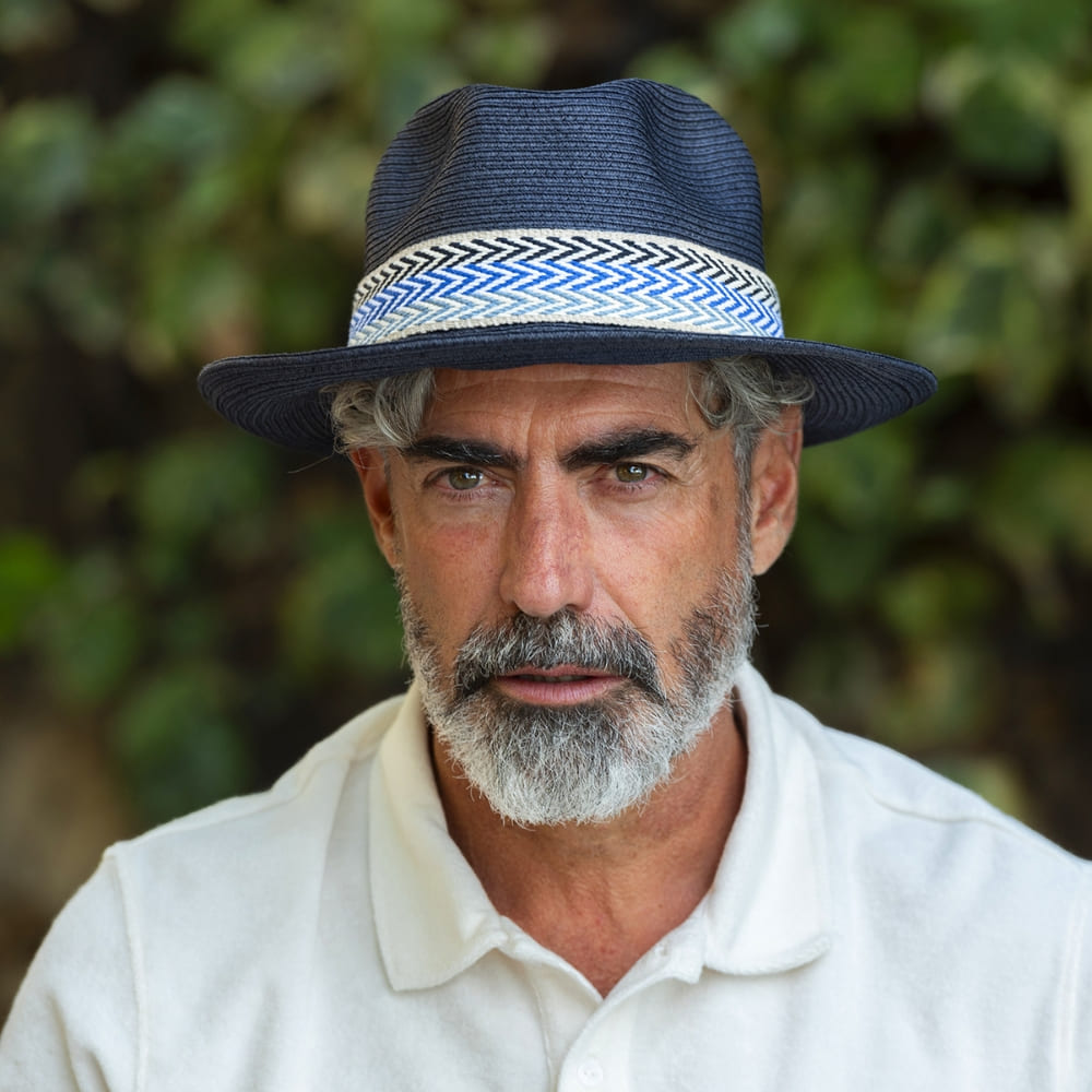 Paper hat large ribbon