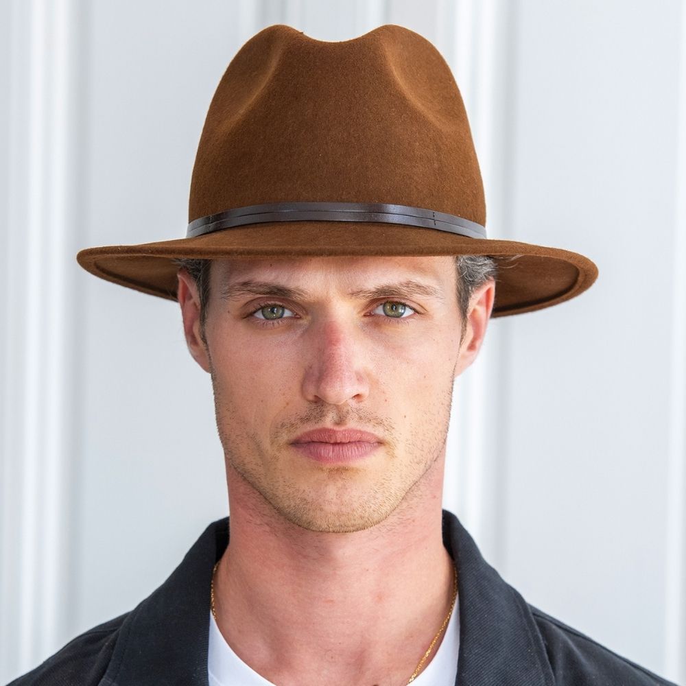 Felt fedora hat leather strop, stitched brim