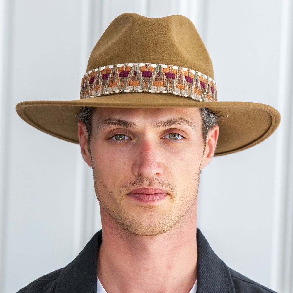 Felt fedora hat wide-brimmed ETHNIC BRAID