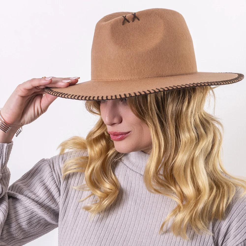 Chapeau feutre bord large CROCHET