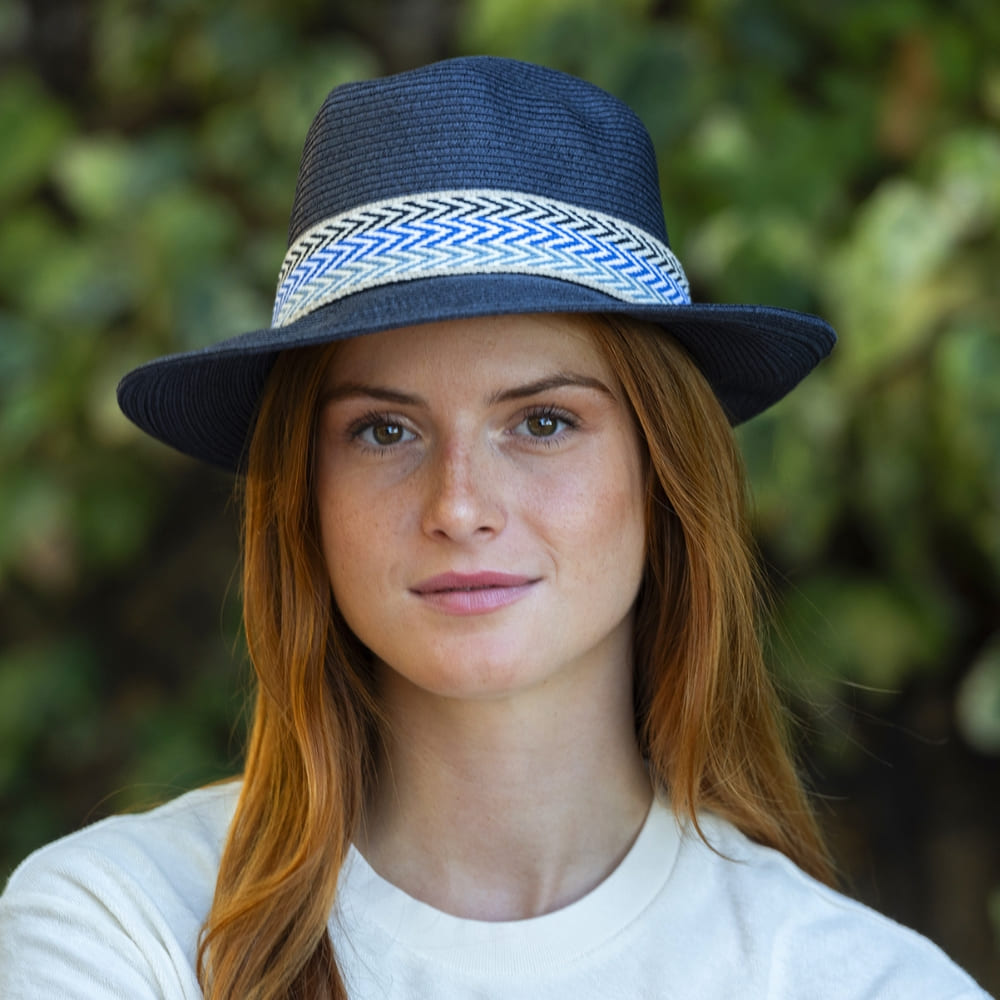 Paper hat large ribbon