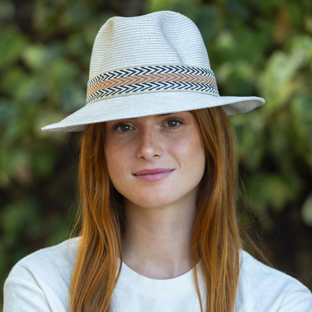 Paper hat large ribbon