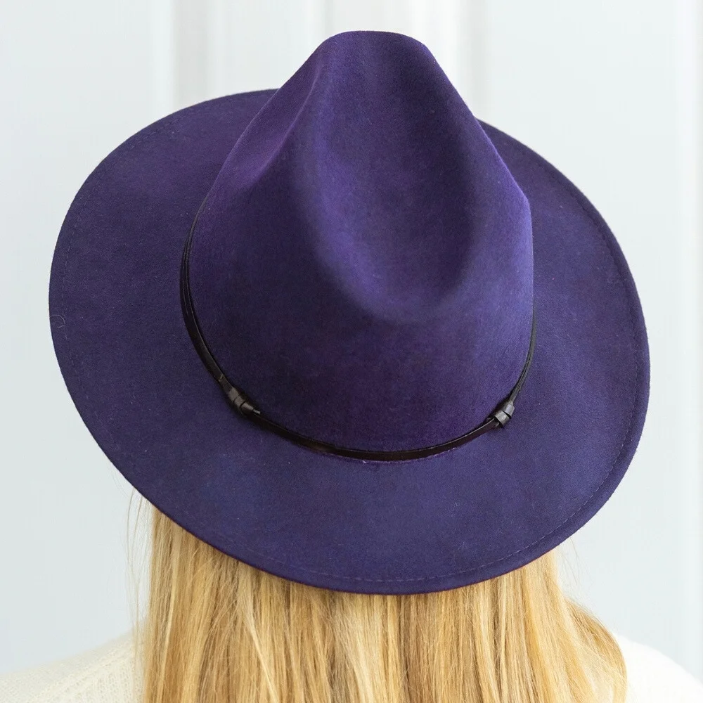 Felt fedora hat leather strop, stitched brim