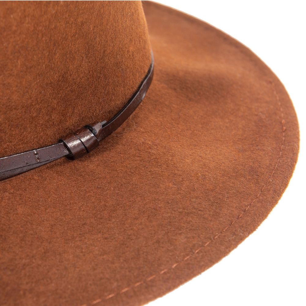 Felt fedora hat leather strop, stitched brim