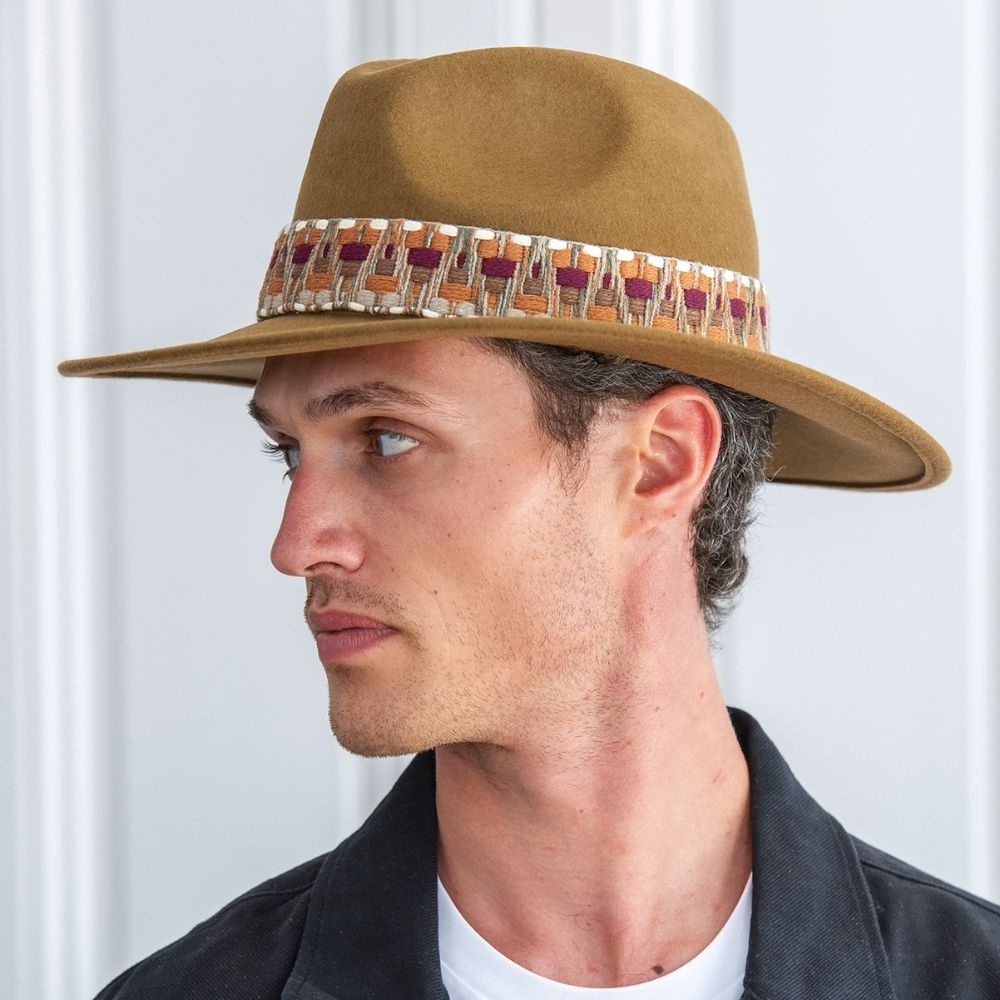 Felt fedora hat wide-brimmed ETHNIC BRAID
