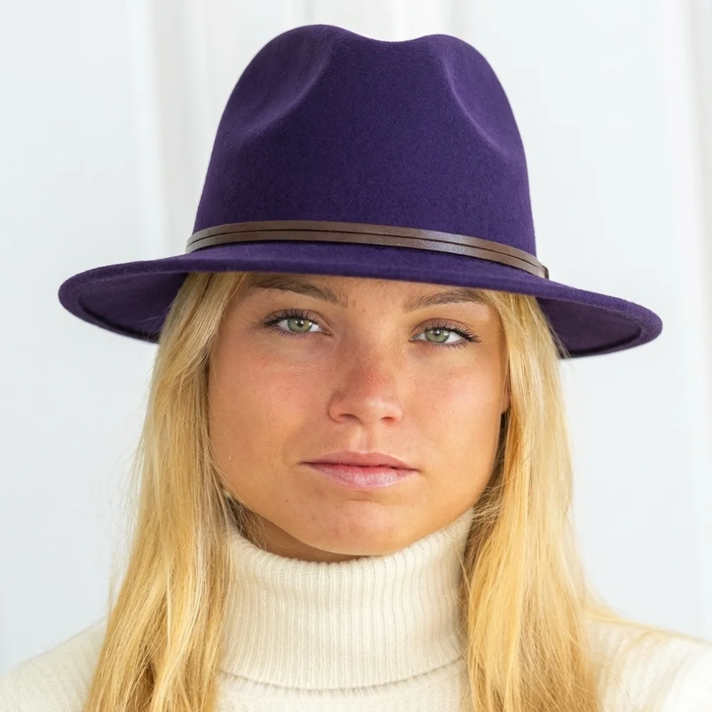 Chapeau feutre lien cuir, bord cousu