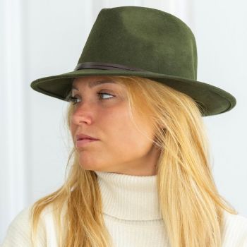 Felt fedora hat leather strop, stitched brim